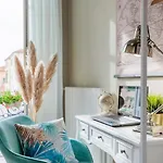 Casa Gina Urban Retreat
